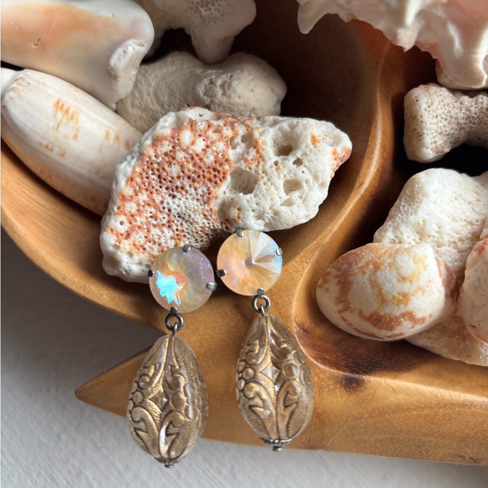 Sabika Gold and White Filigree Earrings Excellent Condition Worn Once